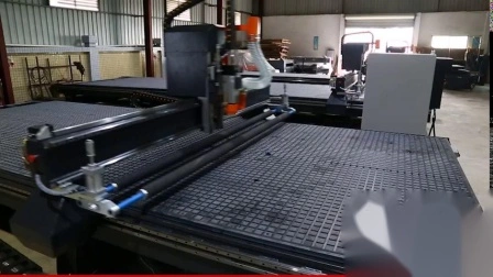 Macchina per incisione e taglio CNC personalizzata per acrilico/legno/alluminio/rame/plastica (SR)